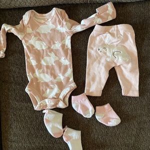 Preemie outfit & socks